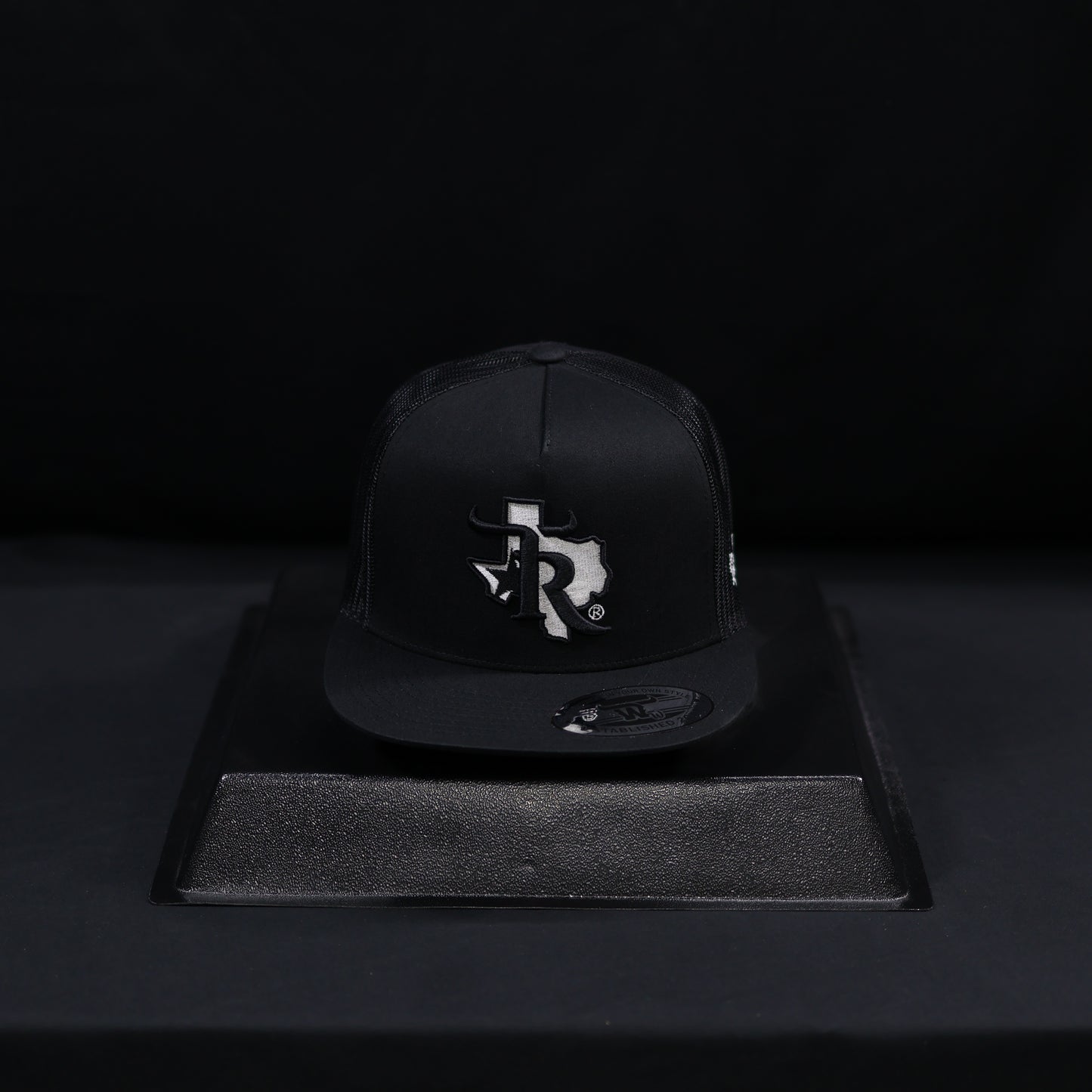 TR Texas White/ Black Cap