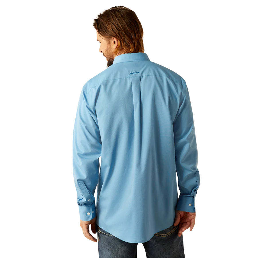 Ariat Men's Blue Wrinkle Free Solid Classic Fit Shirt 10055278