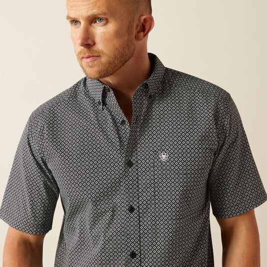 Ariat Men's Gene Short Sleeve Shirt Black 10054679