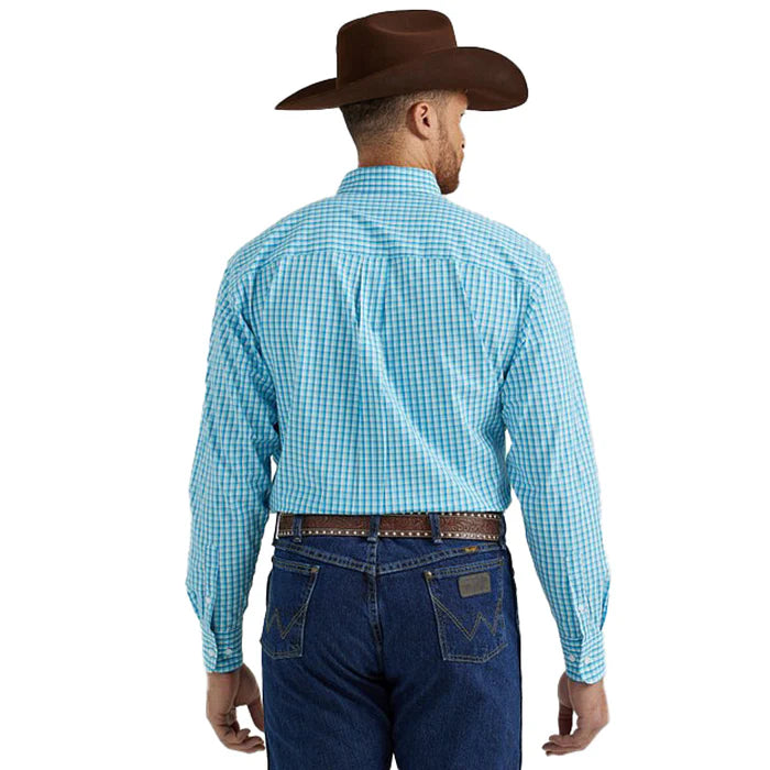 Wrangler Men's George Strait Long Sleeve Button Down 112346525