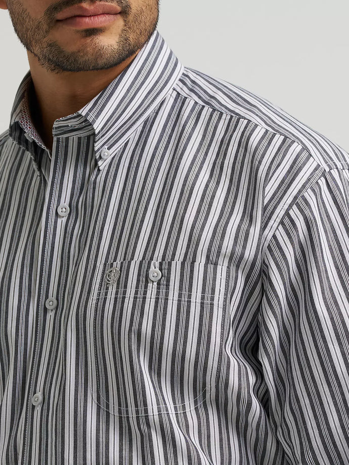 Wrangler Men's George Strait Smoky Stripe Long Sleeve Button-Down Shirt 112385355