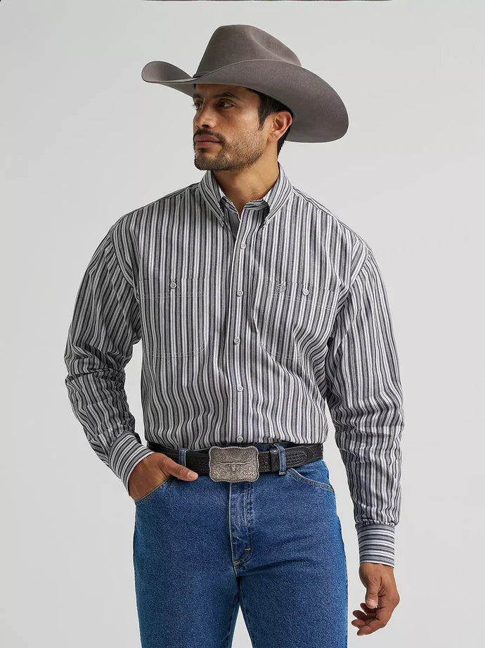Wrangler Men's George Strait Smoky Stripe Long Sleeve Button-Down Shirt 112385355