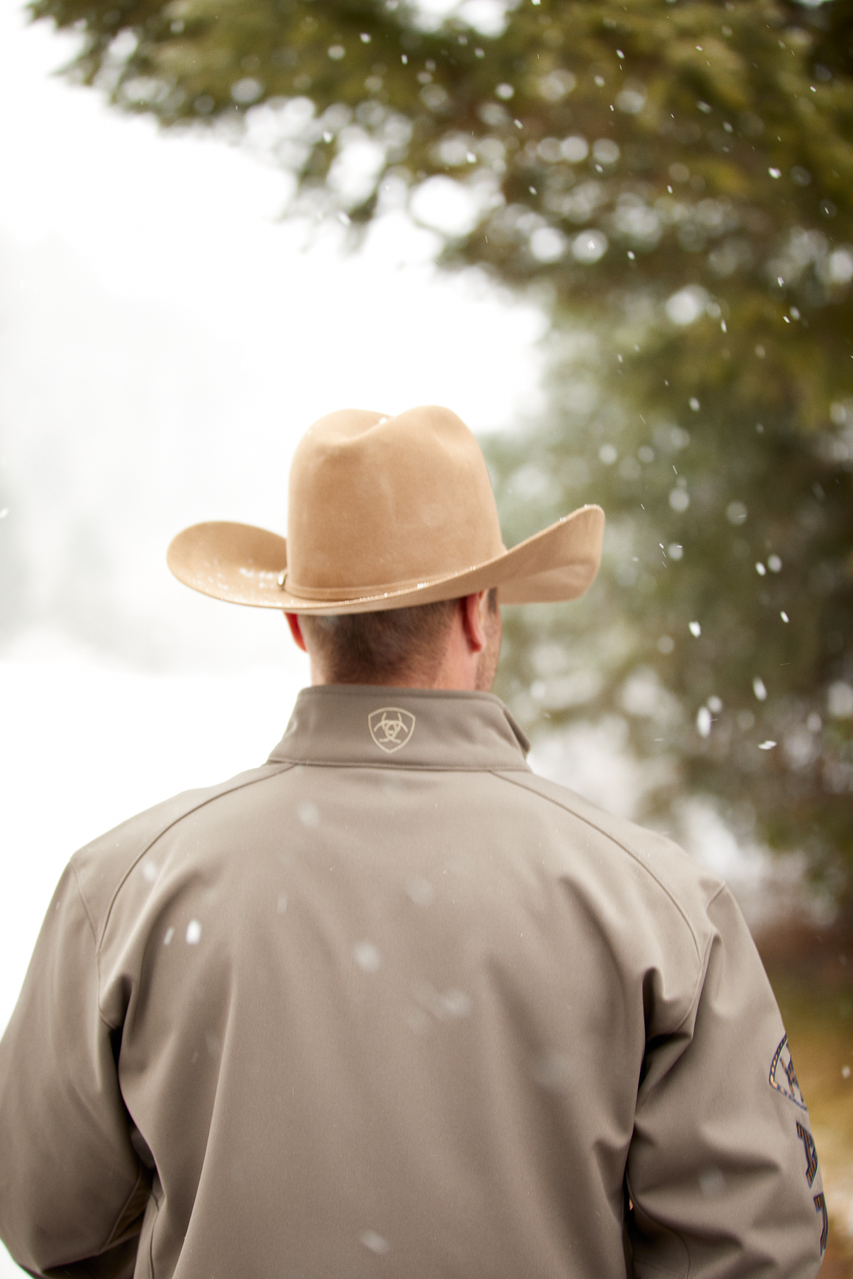 ARIAT MENS LOGO 2.0 SOFTSHELL BAYAN BARN JACKET 10046728