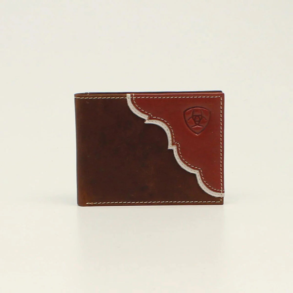 Ariat  Men's Embossed Shield Logo Bifold Wallet A3547908
