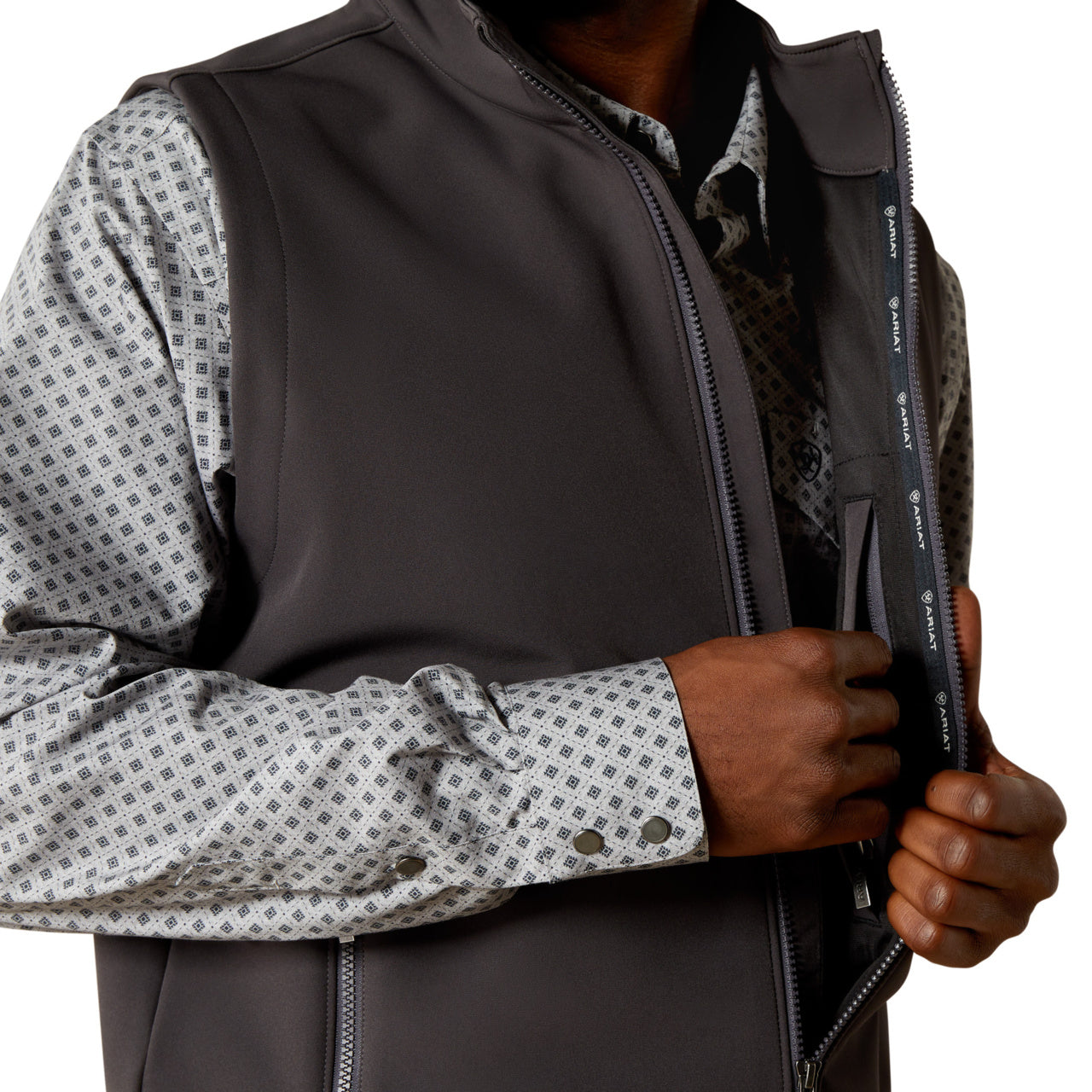 Ariat Men's Logo Phantom Softshell Vest 10062589