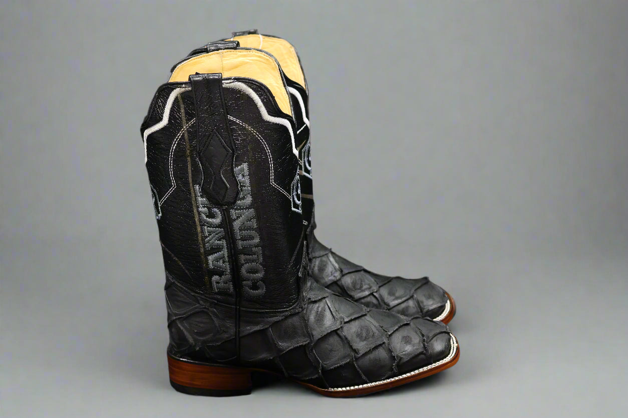 Colunga Ranch Pro Rodeo Boots – Black Fish Print Cowboy Boots