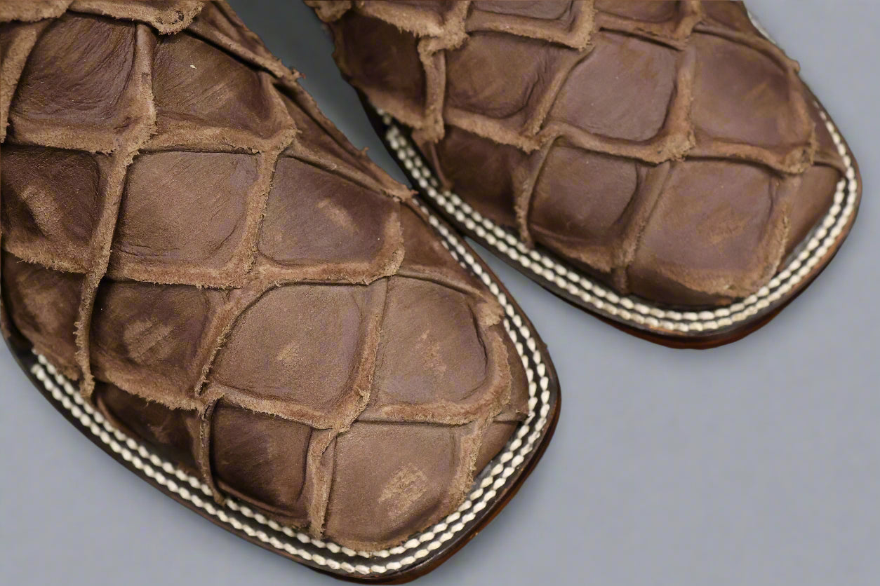 Colunga Ranch Pro Rodeo Boots – Brown Fish Print Cowboy Boots