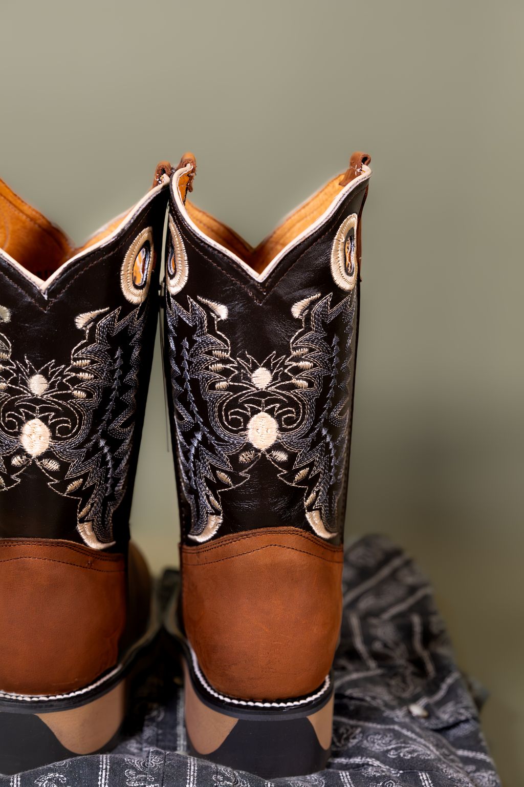 Rouswest Men's Crazy Honey Work Boots 10982850