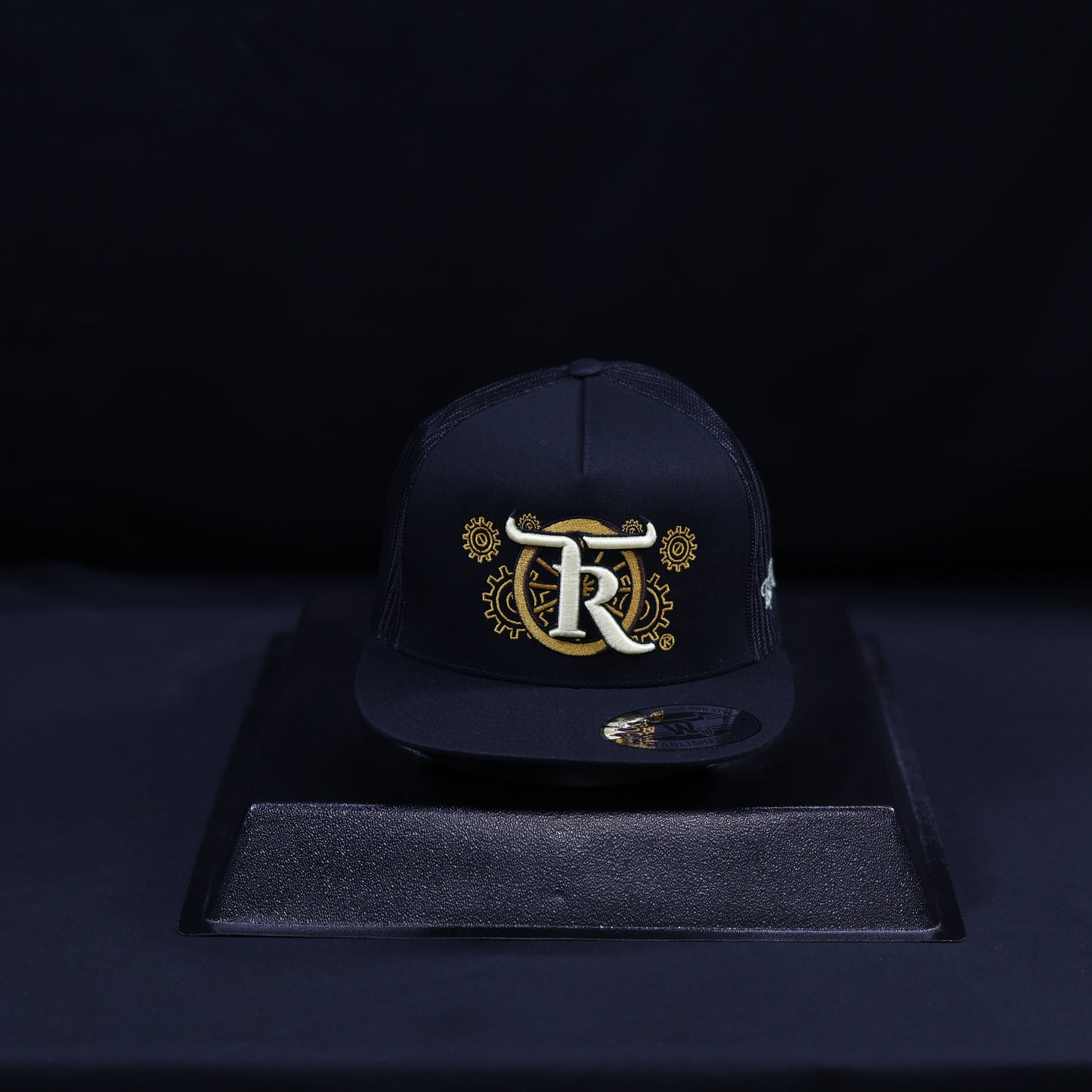 TR Texas Black/Yellow Settings Cap