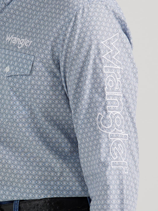 WRANGLER CLASSIC FIT GEO LOGO SLEEVE PALE BLUE 112346235